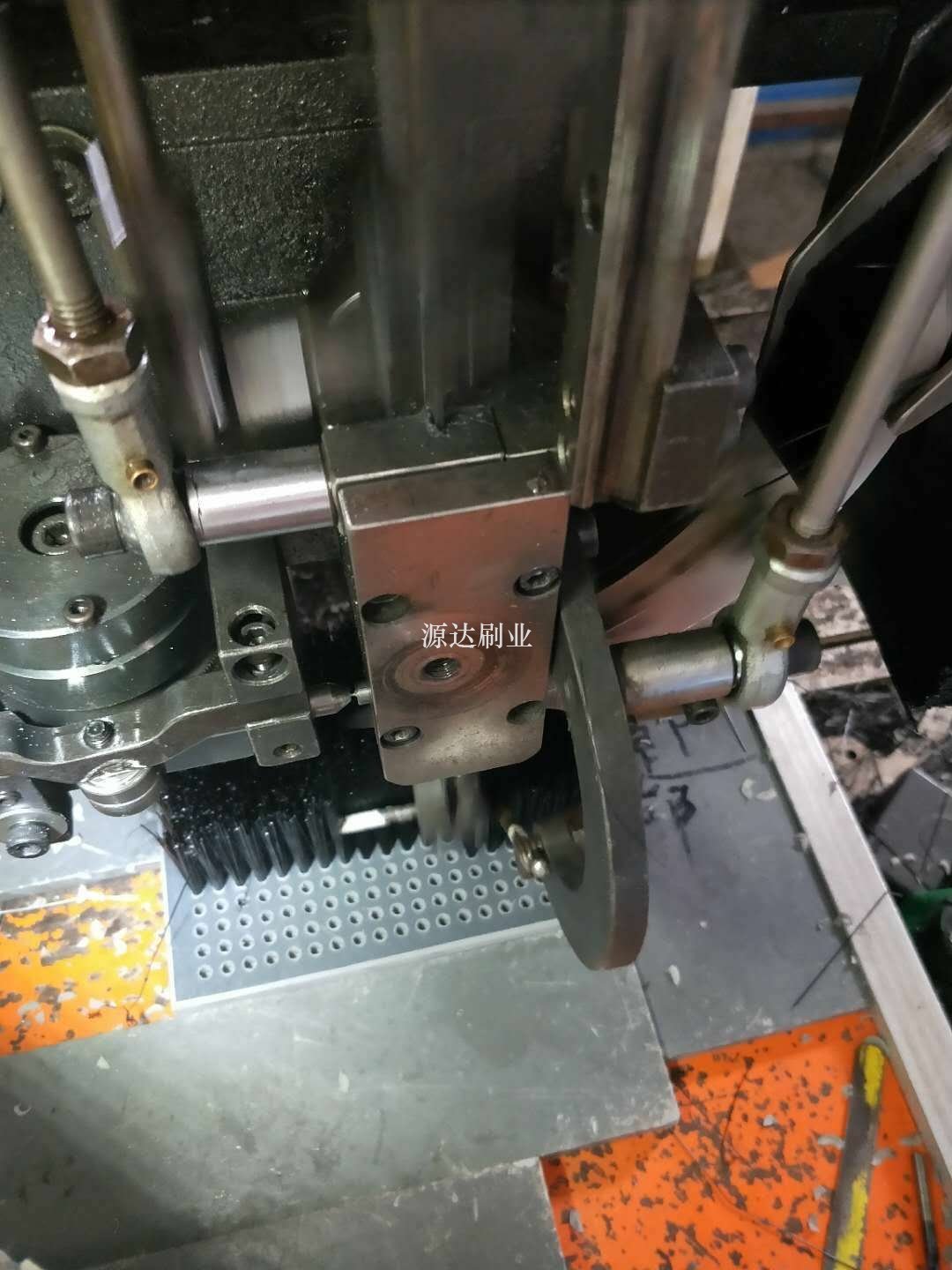 PVC條刷生產